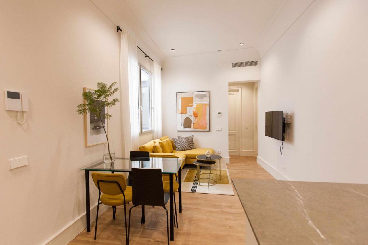 Isg Apartments Cedaceros 12 Севилья Экстерьер фото