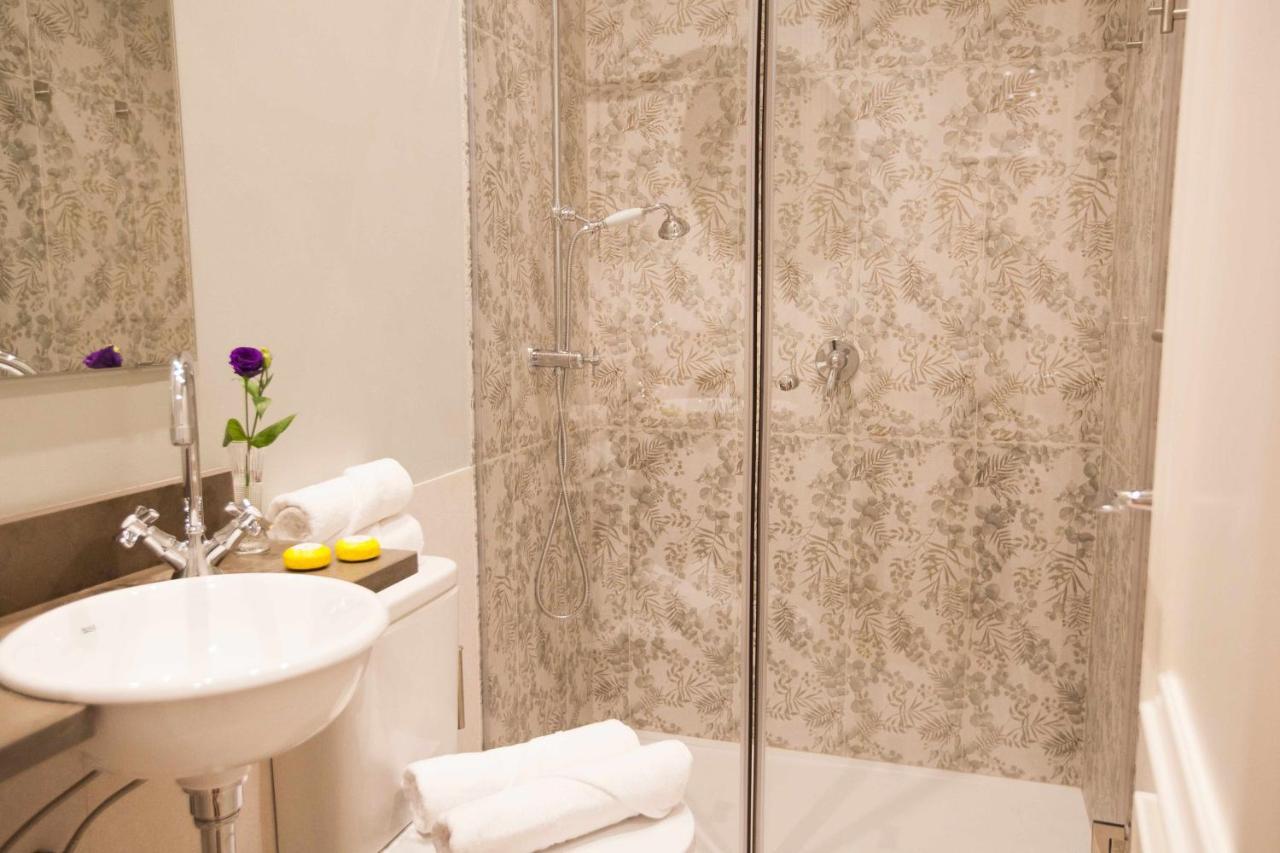 Isg Apartments Cedaceros 12 Севилья Экстерьер фото