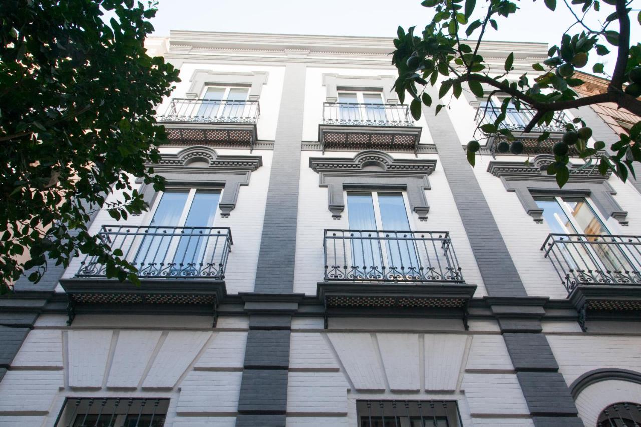 Isg Apartments Cedaceros 12 Севилья Экстерьер фото